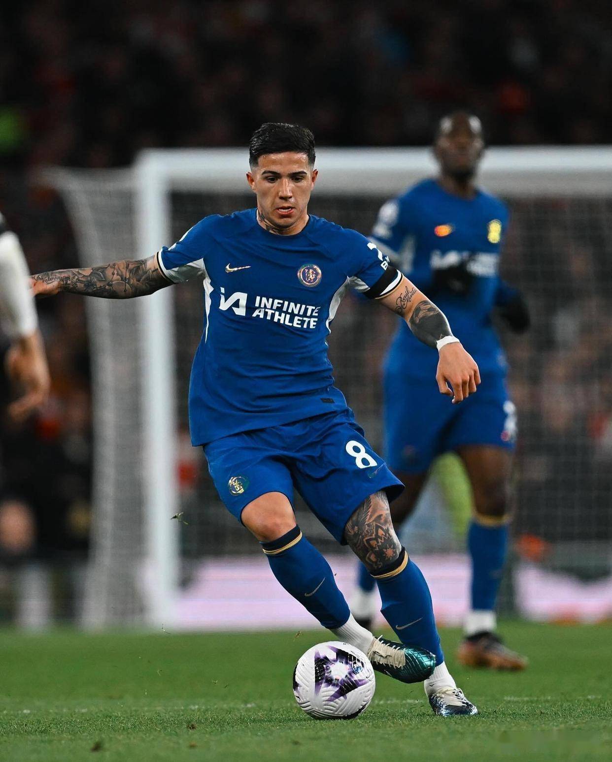 包含哈兰德赛事官方发布挺进下一轮新规，切尔西争议不断！的词条